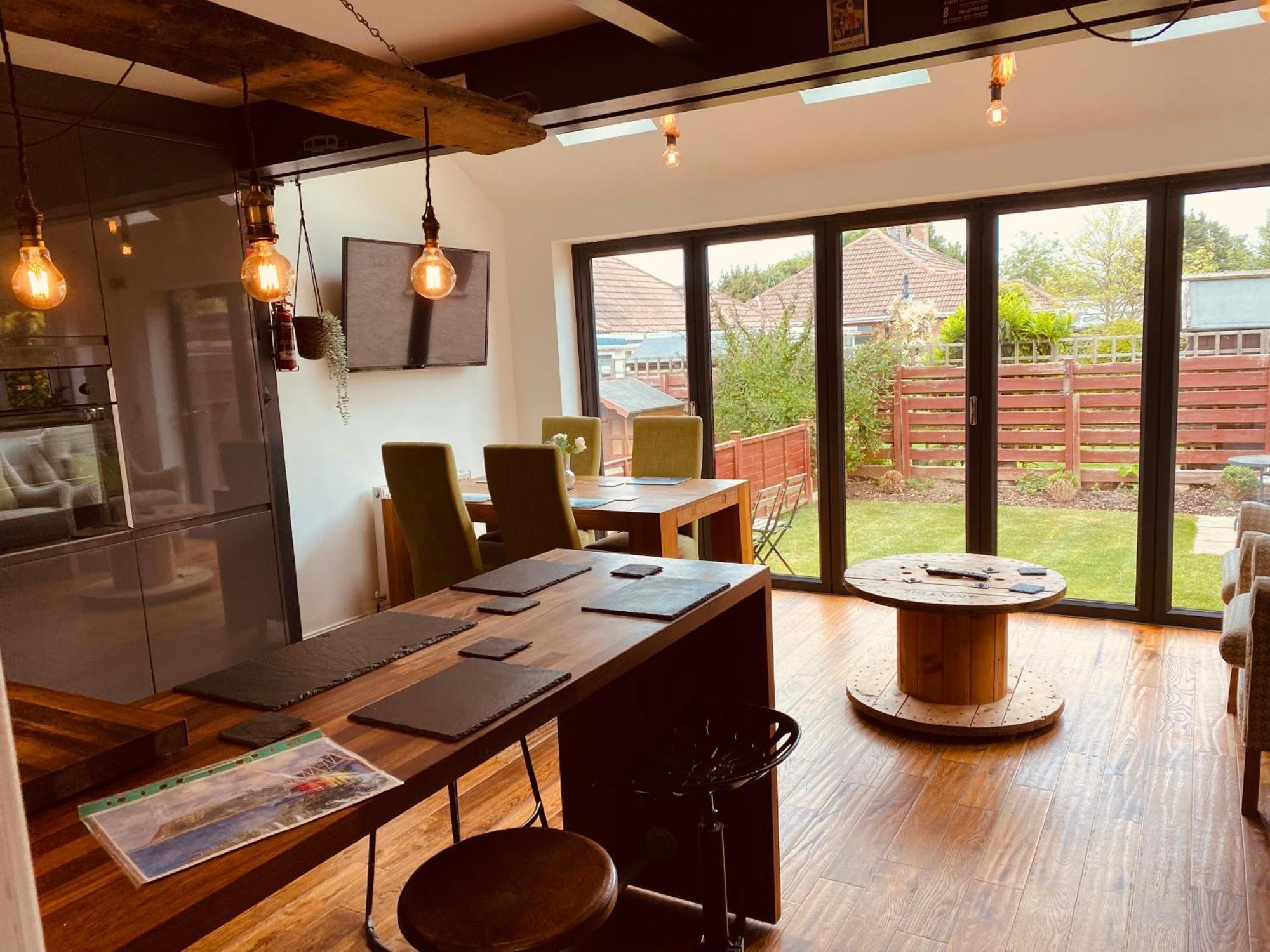 Lovely Semi-Beach 2X Pubs -5 Min Walk-Pets Welcome-Parking-Garden 스칼비 외부 사진